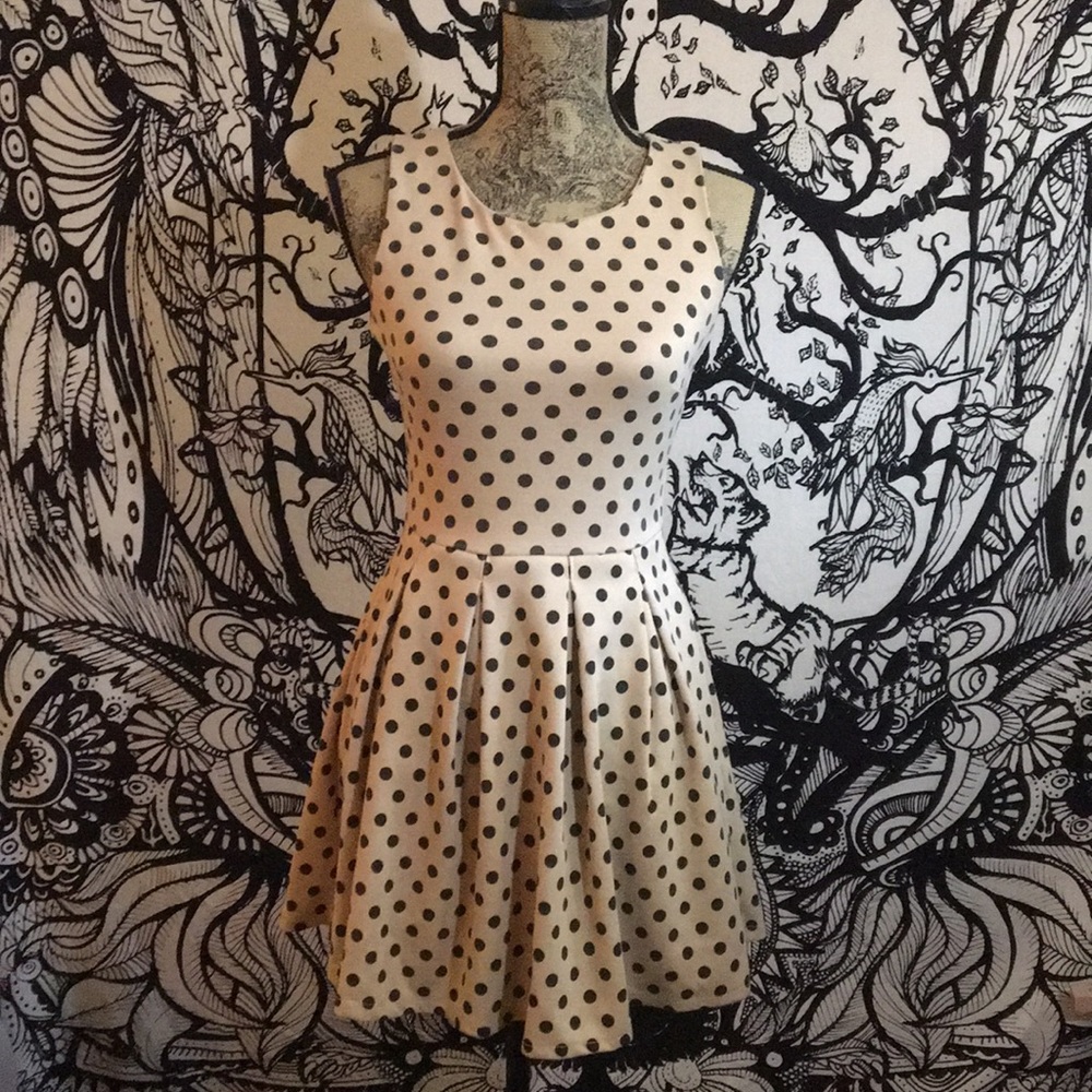 Adorable polka dot dress